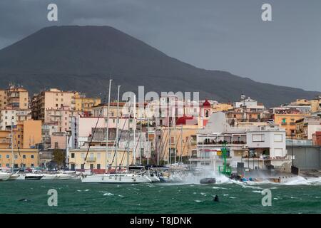 Italy, Campania, Bay of Naples, Torre del Greco, the port, in the background, Vesuvius Stock Photo