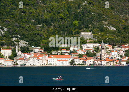 Montenegro, Perast in der Bucht von Kotor Stock Photo