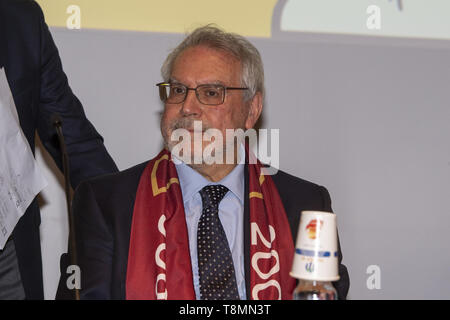 Enzo Siviero, guest during the XXXII Turin International Book Fair at Lingotto Fiere on May 13, 2019 in Turin, Italy. (Photo by Antonio Polia / Pacific Press) Stock Photo