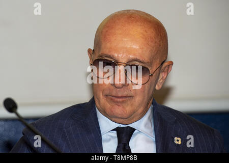 Turin, Italy. 13th May, 2019. Arrigo Sacchi, guest during the XXXII Turin International Book Fair at Lingotto Fiere on May 13, 2019 in Turin, Italy. Credit: Antonio Polia/Pacific Press/Alamy Live News Stock Photo
