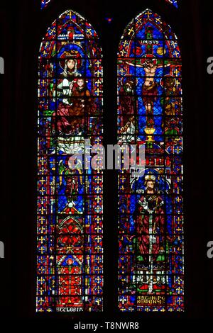 France, Marne (51), Reims, la cathédrale Notre-Dame de Reims, classée Patrimoine Mondial de l'Unesco/, vitraux du choeur/France, Marne, Reims, Notre D Stock Photo