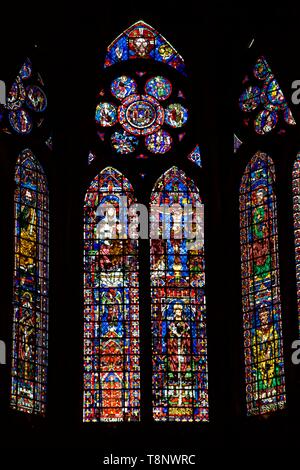 France, Marne (51), Reims, la cathédrale Notre-Dame de Reims, classée Patrimoine Mondial de l'Unesco/, vitraux du choeur/France, Marne, Reims, Notre D Stock Photo