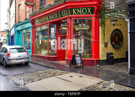 Alexander Knox & Co storehouse and restaurant bar in Abbey Street, Ennis, Ireland Stock Photo