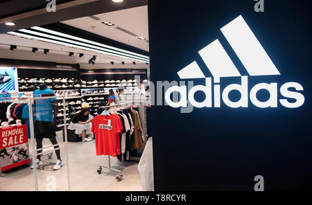 Plasticiteit Prime incident German multinational sportswear store and logo Adidas seen in Hong Kong  Stock Photo - Alamy
