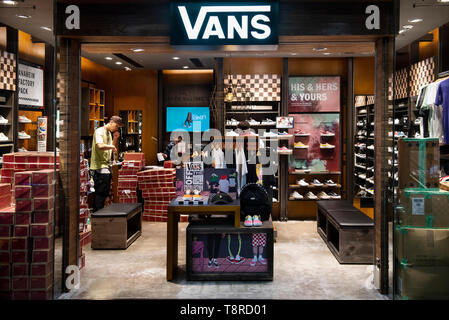 vans store bournemouth - findlocal 