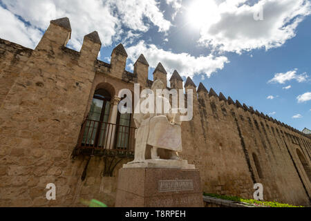 Statue of Averroes, Roman walls, Cordoba, Andalusia, Spain Stock Photo