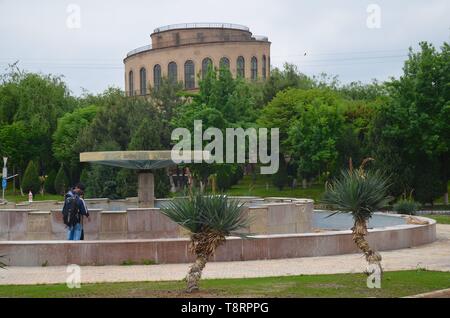 Taschkent, die Hauptstadt Usbekistans in Zentralasien: das Observatorium neben dem Chorsu-Basar Stock Photo