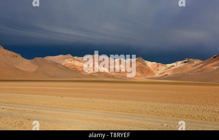 Palette of colors in the Salvador Dali Valley, Salar de Uyuni, Bolivia Stock Photo