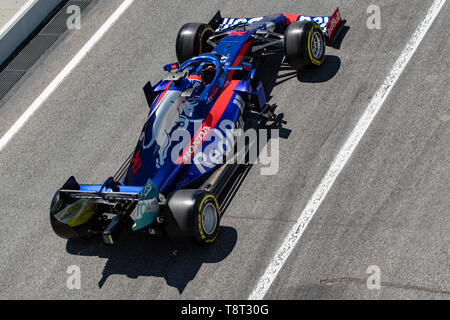 Barcelona, Spain. May, 14th, 2019. Daniil Kvyat of Russia with 26 Scuderia Toro Rosso on track of F1 Test at Circuit de Catalunya. Stock Photo