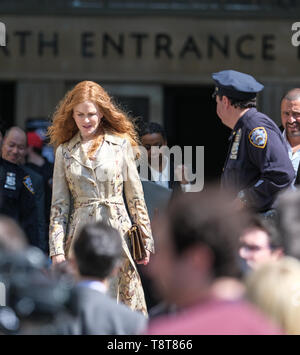 Nicole Kidman, Hugh Grant and Donald Sutherland on the set of the 'The Undoing'  Featuring: Nicole Kidman Where: Manhattan, New York, United States When: 13 Apr 2019 Credit: TNYF/WENN.com Stock Photo