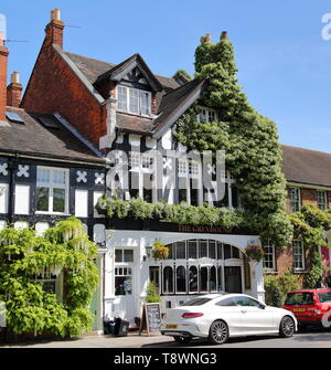 The Greyhound pub in Kew, London, UK Stock Photo