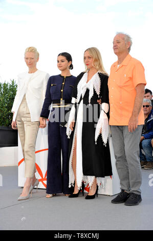 Cannes, France. 15th May, 2019. 72nd Cannes Film Festival 2019, Photocall film Dead Don't Die Pictured: Tilda Swinton, Selena Gomez, Chloe Sevigny, Bill Murray Credit: Independent Photo Agency/Alamy Live News Stock Photo