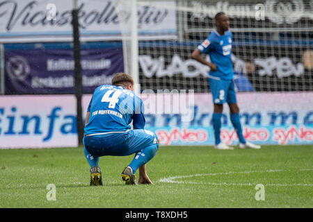 Sinsheim, Deutschland. 11th May, 2019. dejected after the final whistle: Ermin BICAKCIC (1899) (left) and Joshua BRENET (1899) in the background; Soccer 1. Bundesliga, Season 2018/2019, 33. matchday, TSG 1899 Hoffenheim (1899) - SV Werder Bremen (HB) 0: 1, on 11/05/2019 in Sinsheim/Germany. DFL regulations prohibit any use of images as image sequences and/or quasi-video | usage worldwide Credit: dpa/Alamy Live News Stock Photo