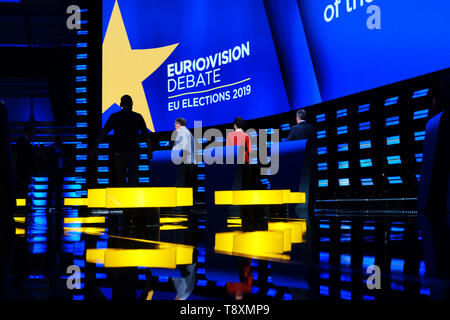 Brussels, Belgium. 15th May, 2019. The candidates to the presidency of the Commission pose on stage prior to a debate at the European Parliament. Credit: ALEXANDROS MICHAILIDIS/Alamy Live News Stock Photo