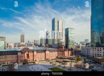 View of the modern Marunouchi District with the old Tokyo Station Stock Photo