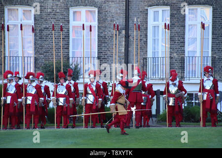 Company of Pikemen and Musketeers, Honourable Artillery Company - Annual Open Evening, Finsbury Barracks, London, UK, 14 May 2019, Photo by Richard Go Stock Photo