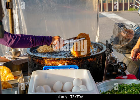 Xia Lin Scallion Pancake. A famous scallion pancake street vendor in Tainan, Taiwan. Stock Photo