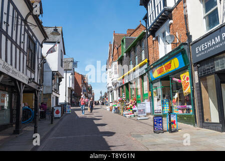 Shops in High Street, Evesham Stock Photo - Alamy