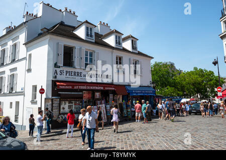 St. Pierre de Montmartre souvenir shop on Rue du Mont-Cenis in Montmartre, Paris, France Stock Photo