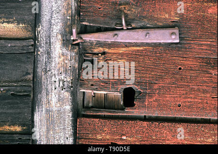 The latch on an old Vermont Barn, USA Stock Photo