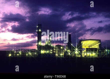 A night view of a chemical plant in Houston, Texas, USA Stock Photo