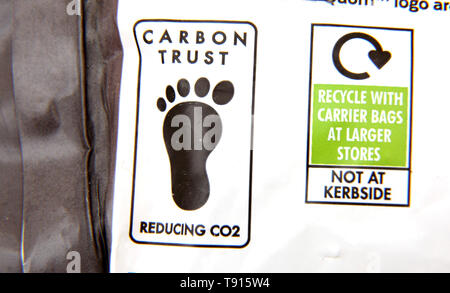 Carbon Trust Reducing CO2 Symbol on pack of Vegan Quorn Mince Stock Photo