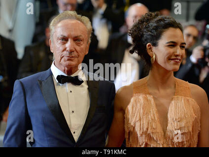 Cannes, Germany. 15th May, 2019. Udo Kier and Barbara Colen attend the screening of 'Bacurau' during the 72nd annual Cannes Film Festival at Palais des Festivals. | usage worldwide Credit: dpa/Alamy Live News Stock Photo