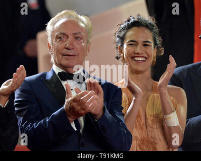 Cannes, Germany. 15th May, 2019. Udo Kier and Barbara Colen attend the screening of 'Bacurau' during the 72nd annual Cannes Film Festival at Palais des Festivals. | usage worldwide Credit: dpa/Alamy Live News Stock Photo