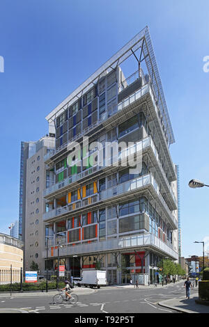 The new Cancer Centre building at Guys Hospital, London, designed by Rogers Stirk and Harbour. Stock Photo