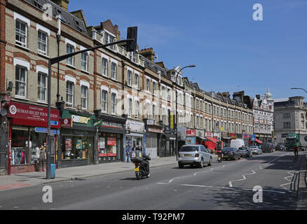 Shops and Pubs on the A2 New Cross Road, Lewisham, South London Stock ...