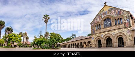 May 9, 2019 Palo Alto / CA / USA - The Memorial Church and the Main Quad at Stanford University Stock Photo