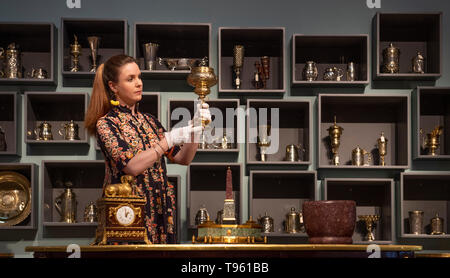 Christie’s, London, UK. 17th May 2019. Christie’s Spring edition of The Collector sales comprises an array of 17th, 18th and 19th century decorative arts and furniture including Silver (23 May sale). Credit: Malcolm Park/Alamy Live News. Stock Photo