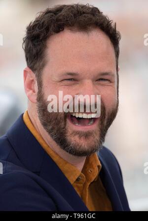 Kyle Marvin poses at the photocall of 'The Climb' during the 72nd Cannes Film Festival at Palais des Festivals in Cannes, France, on 17 May 2019. | usage worldwide Stock Photo