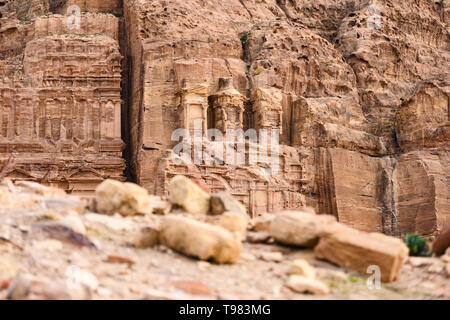 (Selective focus) Stunning view of a huge temple carved in stone in the beautiful Petra site.