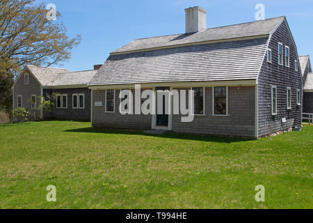 The historic Joseph Atwood (1720 - 1795) house (1752). The oldest house, now a museum in Chatham, Massachusetts on Cape Cod Stock Photo