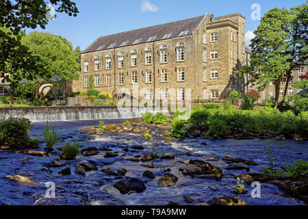 UK,Derbyshire,Peak District,Bamford Weir and Mill on The River Derwent Stock Photo