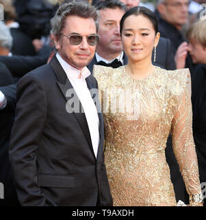 Cannes, France. 17th May, 2019. CANNES, FRANCE - MAY 17: Jean-Michel Jarre and Gong Li attends the screening of 'Pain And Glory (Dolor Y Gloria/ Douleur Et Gloire)' during the 72nd Cannes Film Festival ( Credit: Mickael Chavet/Alamy Live News Stock Photo