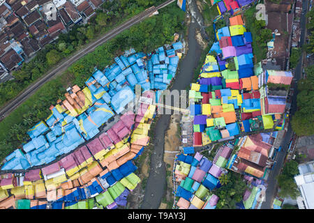 Beijing, China. 16th May, 2019. Photo taken on May 16, 2019 shows the scenery of Jodipan village in Malang, East Java, Indonesia. Credit: Du Yu/Xinhua/Alamy Live News Stock Photo