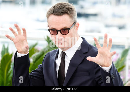 Cannes, France. 18th May, 2019. Nicolas Winding Refn poses at a photocall for Too Old To Die Young - North Of Holywood, West Of Hell on Saturday 18 May 2019 at the 72nd Festival de Cannes, Palais des Festivals, Cannes. Pictured: Miles Teller. Picture by Credit: Julie Edwards/Alamy Live News Stock Photo