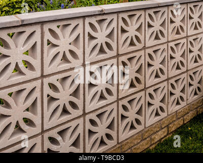 thuydao_arch: Mid Century Decorative Concrete Screen Block
