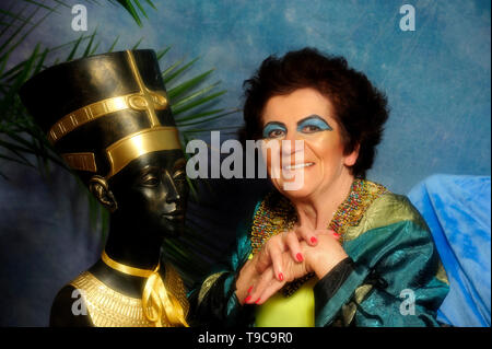 Helena Semenetz, author, Kwiatkowska, Amarna Heresy, Ancient Egypt, Ancient Greece, Key of Life, Who are you Nefertiti ?, Nefertiti, Akhenaten, Acheta Stock Photo