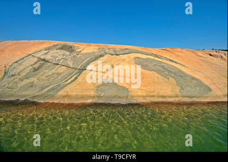 Precambrian shield rock along shoreline of Georgian Bay, Killbear ...