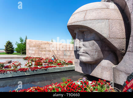 Samara, Russia - May 10, 2019: Memorial Complex and Eternal Fire on Glory Square and flowers in memory of the Victory in the Great Patriotic War Stock Photo