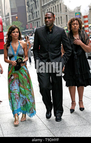 New York, USA. 25 June, 2007. Shahara Simmons, Elton Brand, Daisy Brand at the New York Premiere for Rescue Dawn at The Dolby Screening Room. Credit: Steve Mack/Alamy Stock Photo