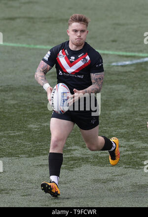 Trailfinders Sports Ground, London, UK. 18th May, 2019. Betfred Super League rugby, London Broncos versus Wakefield Trinity; Morgan Smith of London Broncos Credit: Action Plus Sports/Alamy Live News Stock Photo