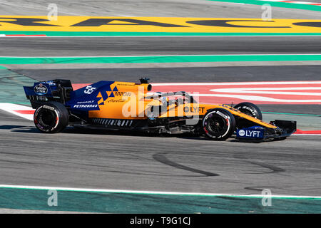 Barcelona, Spain. May, 14th, 2019 - Carlos Sainz from Spain with 55 Mclaren F1 Team - on track during  Formula One 2019 Test at Circuit de Catalunya. Stock Photo