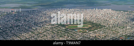 Aerial image showing the skyline and extent city of Rosario in Argentina, with in particular the distrito centro witht he remarkable Sociedad Del Esta Stock Photo