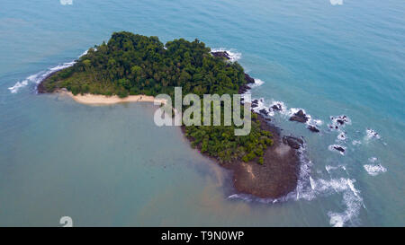 Aerial of Koh Man Nai (Man Nai Island), Koh Chang national park, Trad, Thailand, top view of beautiful tropical island landscape Stock Photo