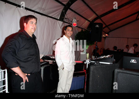 Water Mill, USA. 14 July, 2007. Atmosphere at the Parrish Art Museum Mid-Summer Party at The Parrish Art Museum. Credit: Steve Mack/Alamy Stock Photo