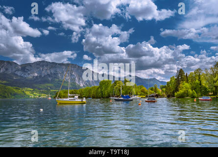 Lunar lake with upper borer region in the salt chamber property, Salzburg country, Austria, Europe, Mondsee bei Oberburgau im Salzkammergut, Salzburge Stock Photo